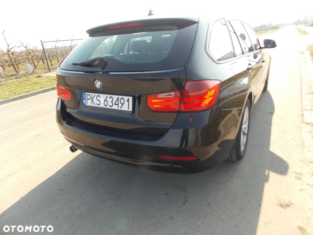 BMW Seria 3 318d - 3