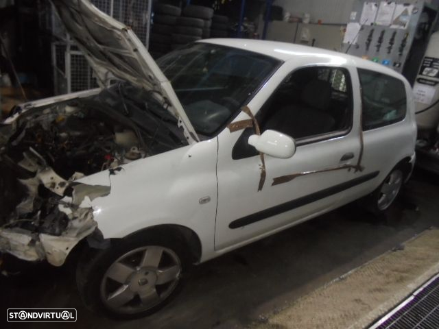 Carro MOT: K9K700 K9K704   K9K740  K9K7400  CXVEL:JH3193 RENAULT CLIO 2 2007 1.5DCI 65CV 3P BRANCO DIESEL - 2