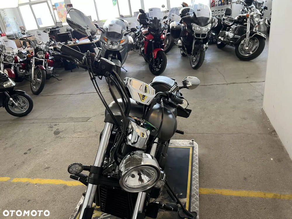 Yamaha XVS - 18