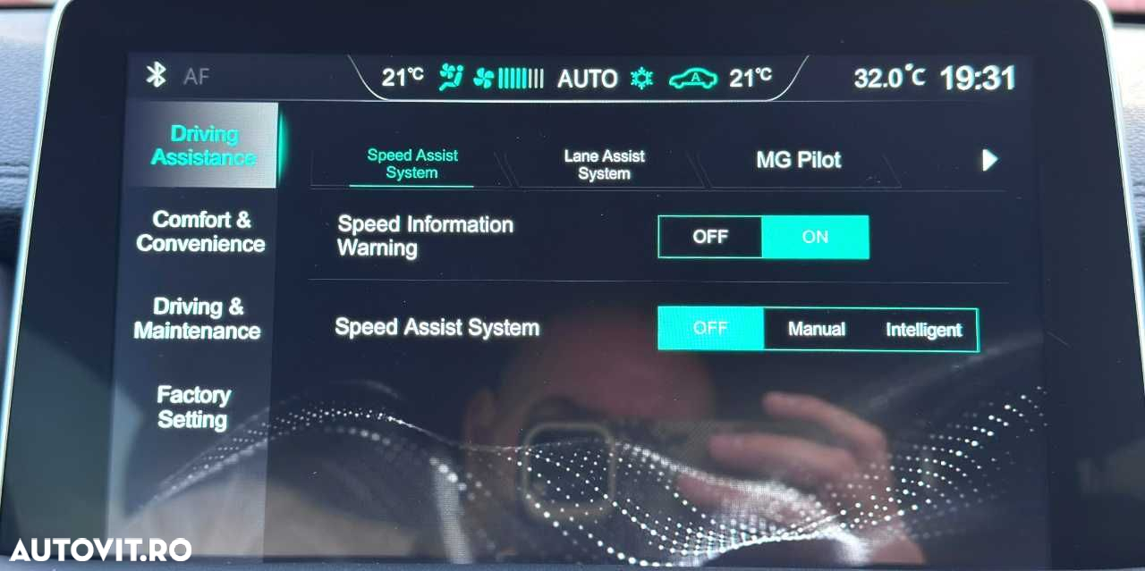 MG EHS 1.5 T-GDi AT PHEV Exclusive - 29