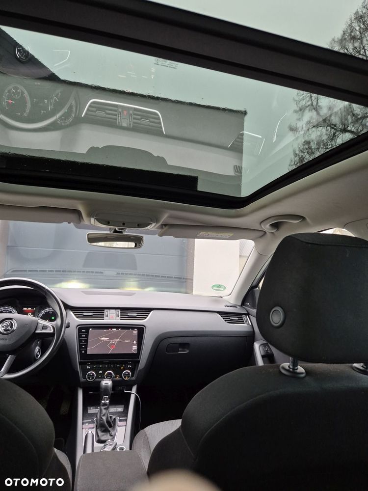 Skoda Octavia 1.6 TDI DSG Premium Edition - 7