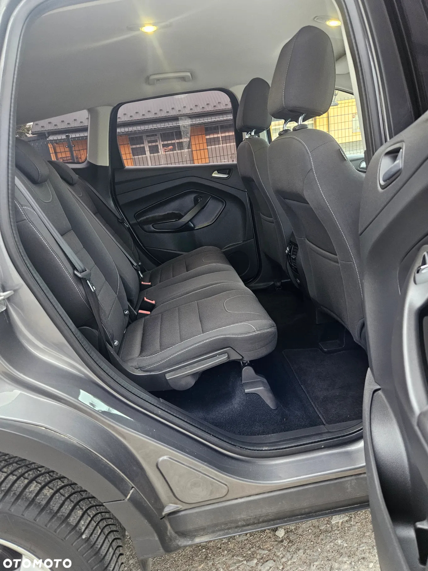 Ford Kuga - 31