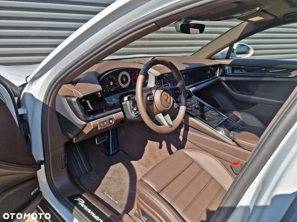 Porsche Panamera - 8