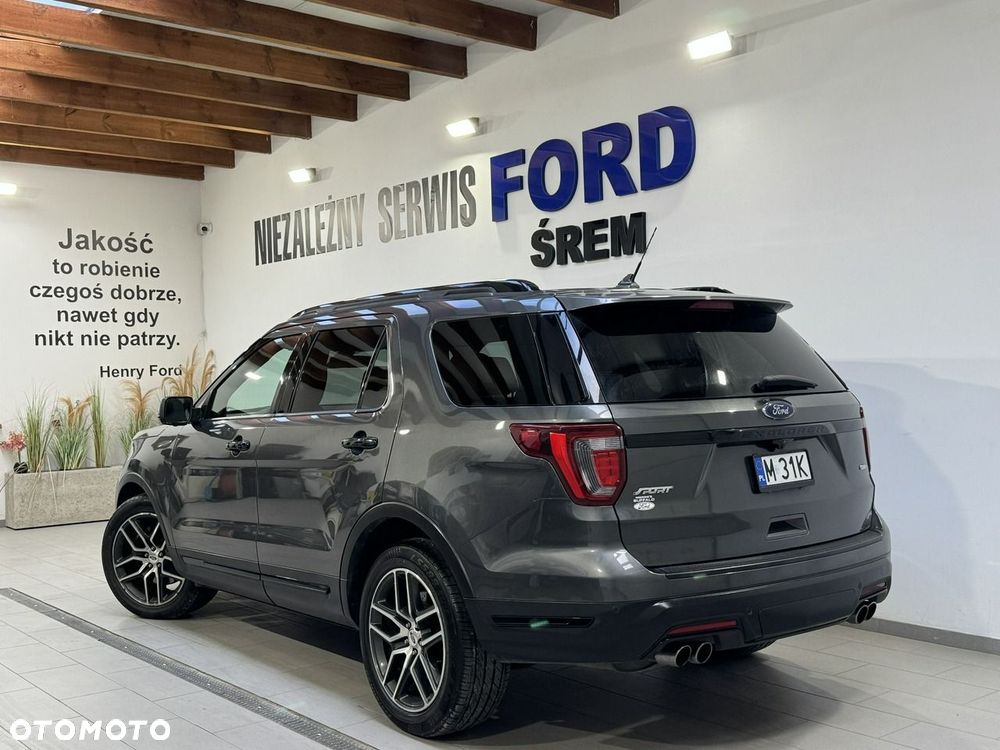 Ford Explorer - 13