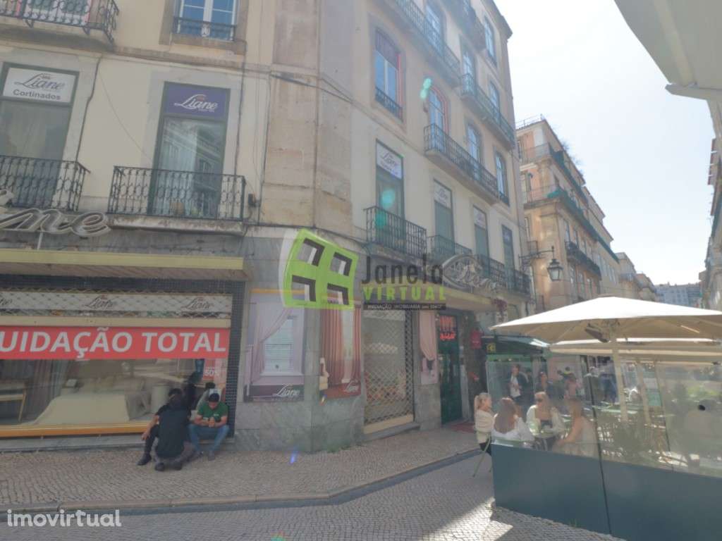 Prédio de Gaveto com Elevada Visibilidade no Coração de Lisboa - Grande imagem: 4/14