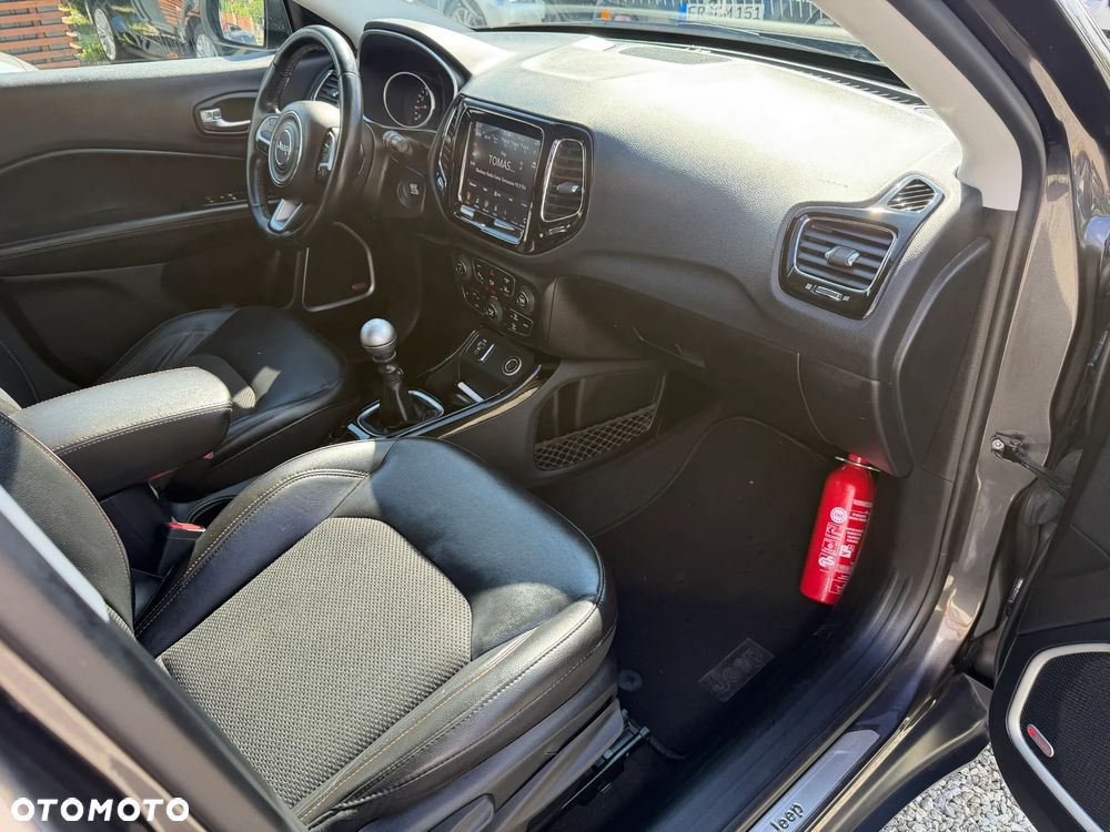 Jeep Compass 1.4 MultiAir Limited - 25