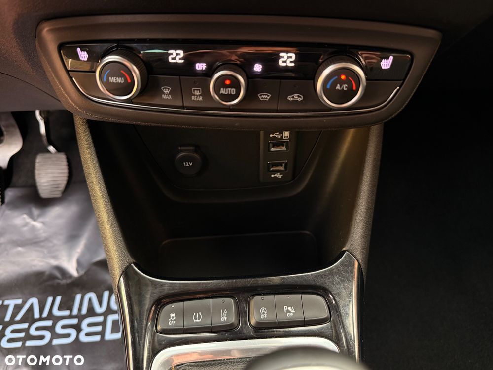 Opel Crossland X 1.6 CDTI Enjoy - 27