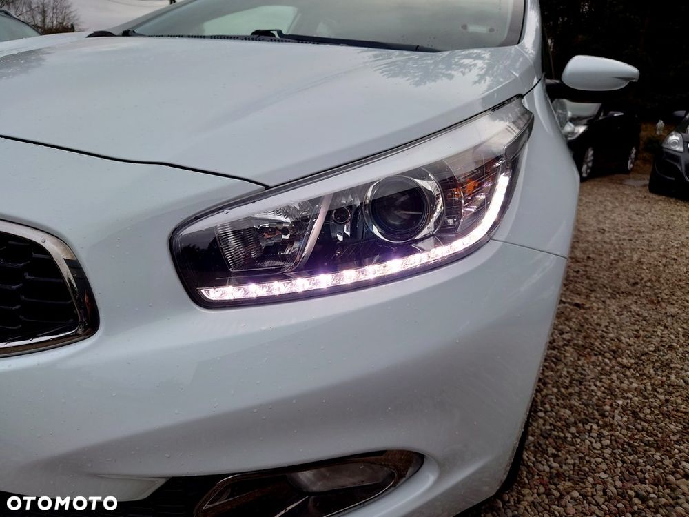 Kia Ceed 1.4 Business Line - 32