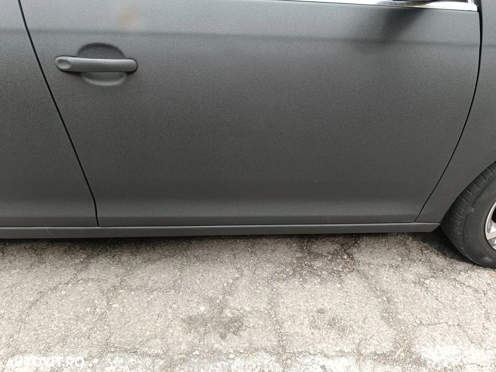 Volkswagen Golf - 10