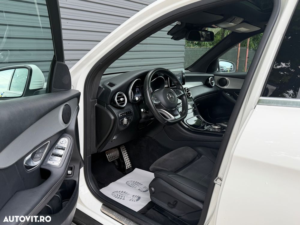 Mercedes-Benz GLC 220 d 4MATIC 9G-TRONIC AMG Line - 13