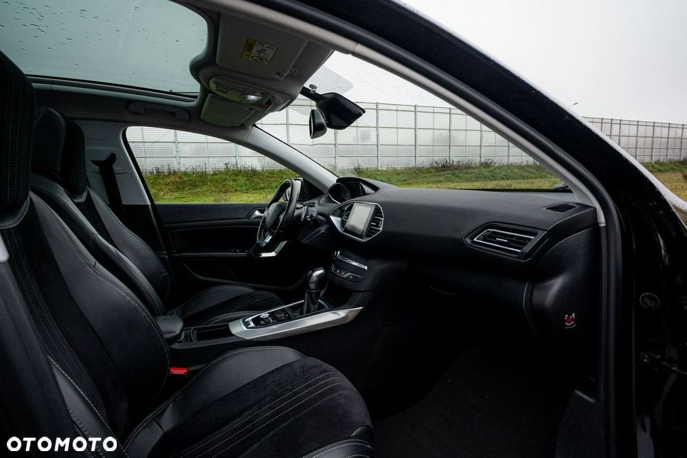 Peugeot 308 BlueHDi FAP 120 EAT6 Stop&Start GT-Line Edition - 28