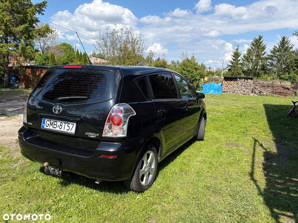 Toyota Corolla Verso 1.8 Sol 7os - 8