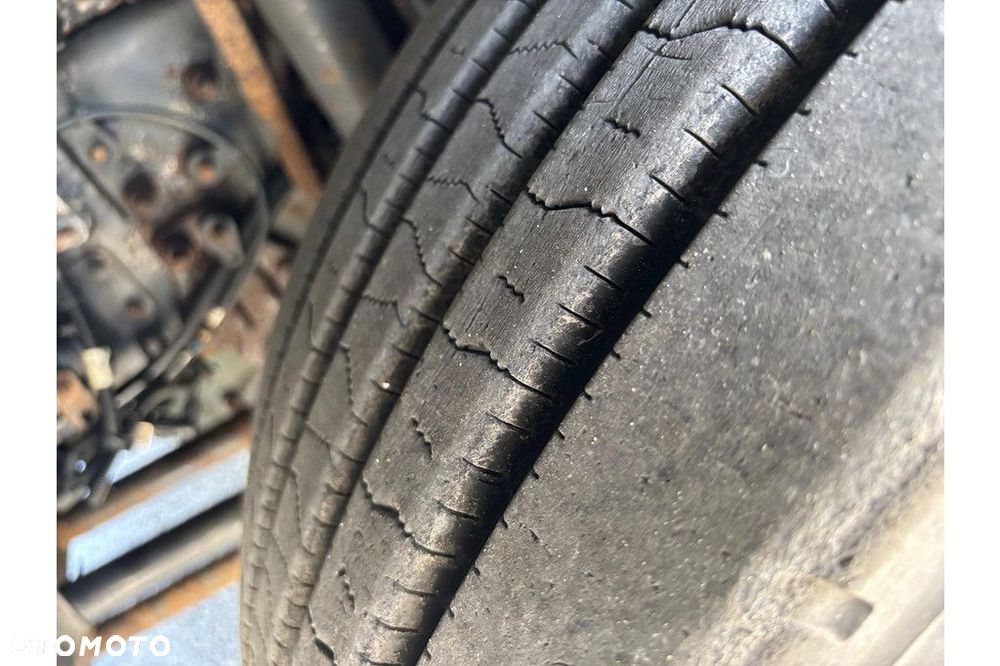 Volvo FM460 6x2 + CARRIER SUPRA 1250 - 13