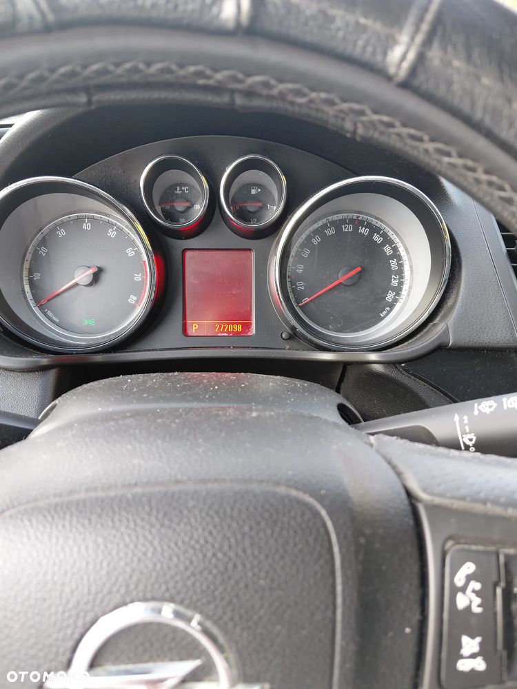 Opel Insignia 2.0 T Sport - 10