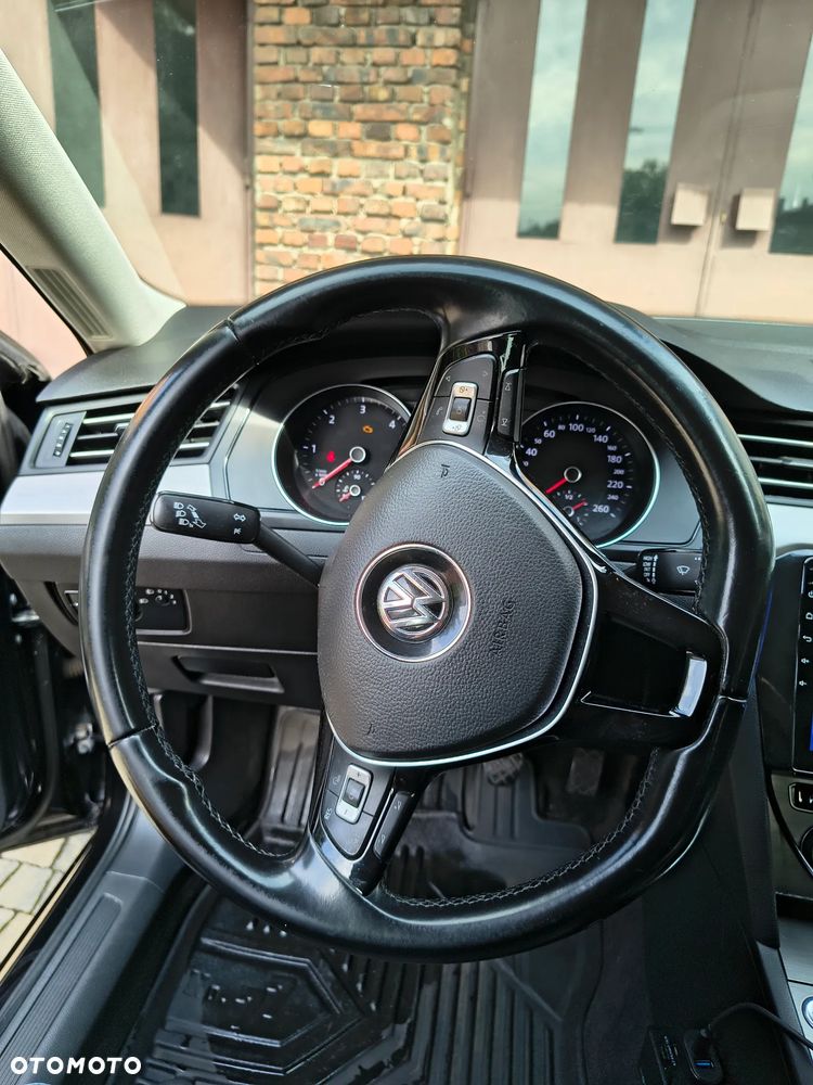 Volkswagen Passat 1.6 TDI BMT City - 5