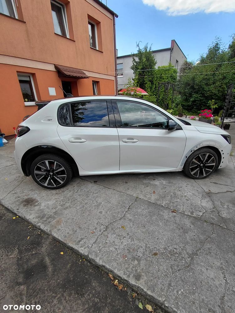 Peugeot 208 PureTech 100 GT - 8