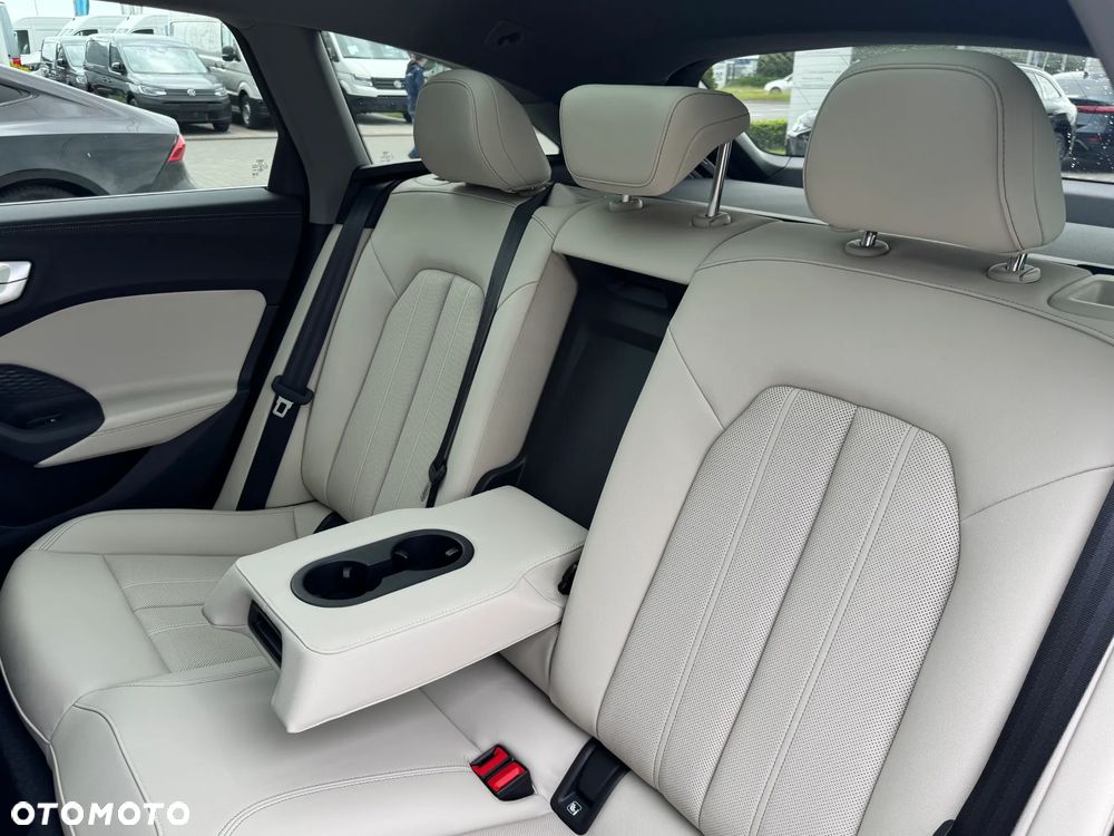 Audi A5 Avant TDI mHEV Quattro S tronic - 33