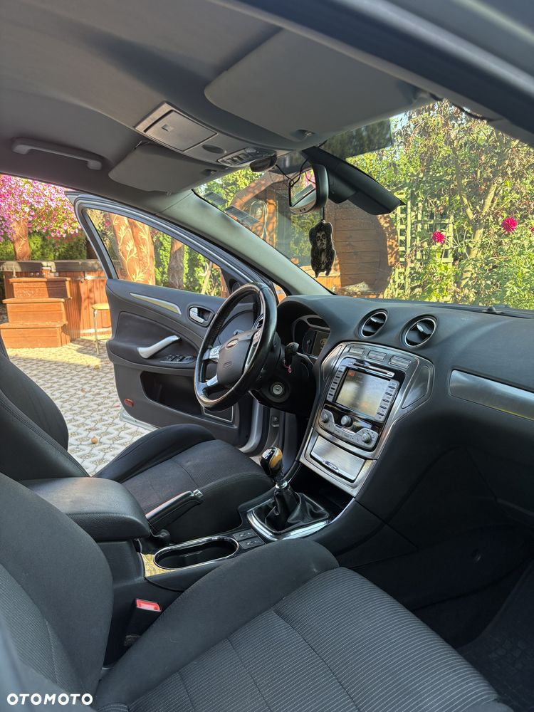 Ford Mondeo 2.0 TDCi Titanium - 9