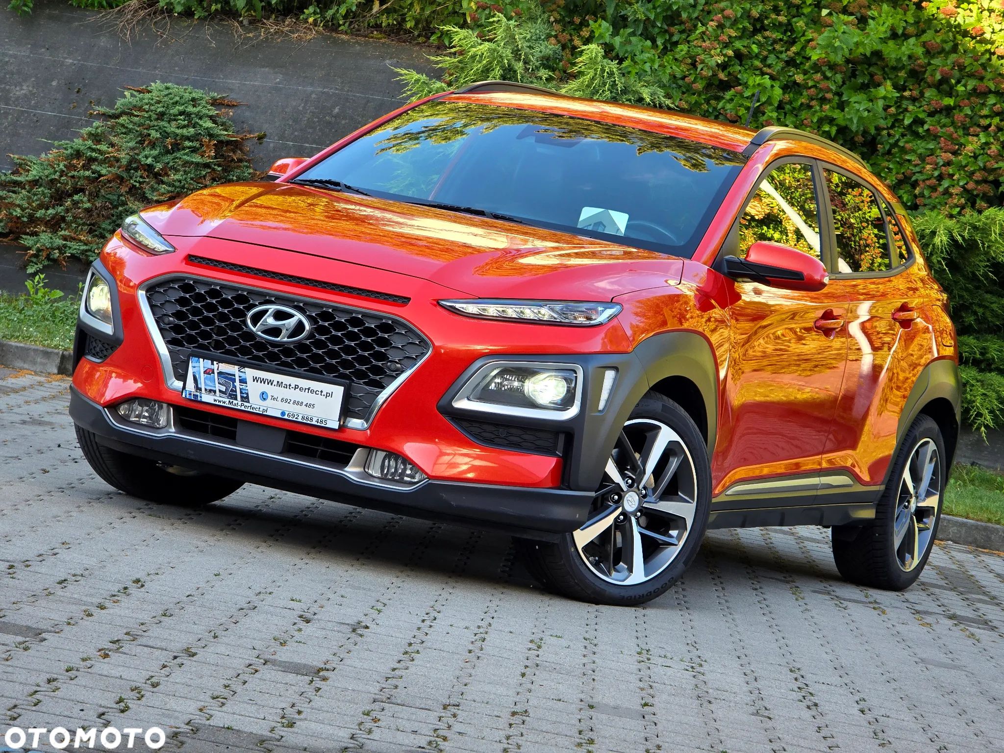 Hyundai Kona 1.6 T-GDI DCT 4WD Premium - 1