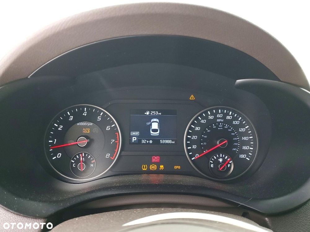 Kia Stinger 3.3 T-GDI V6 GT AWD - 10