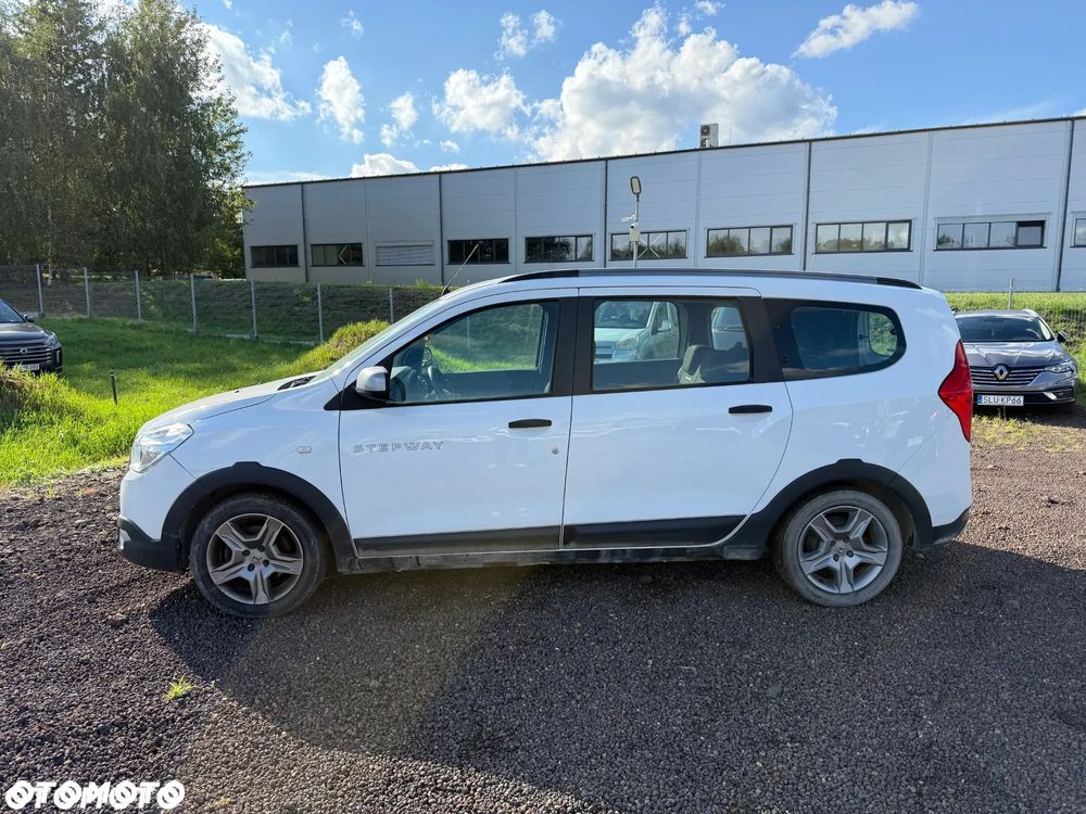 Dacia Lodgy 1.5 Blue dCi Stepway S&S - 2
