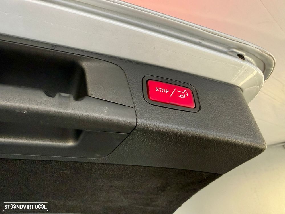 Mercedes-Benz E 300 de AMG Line - 13