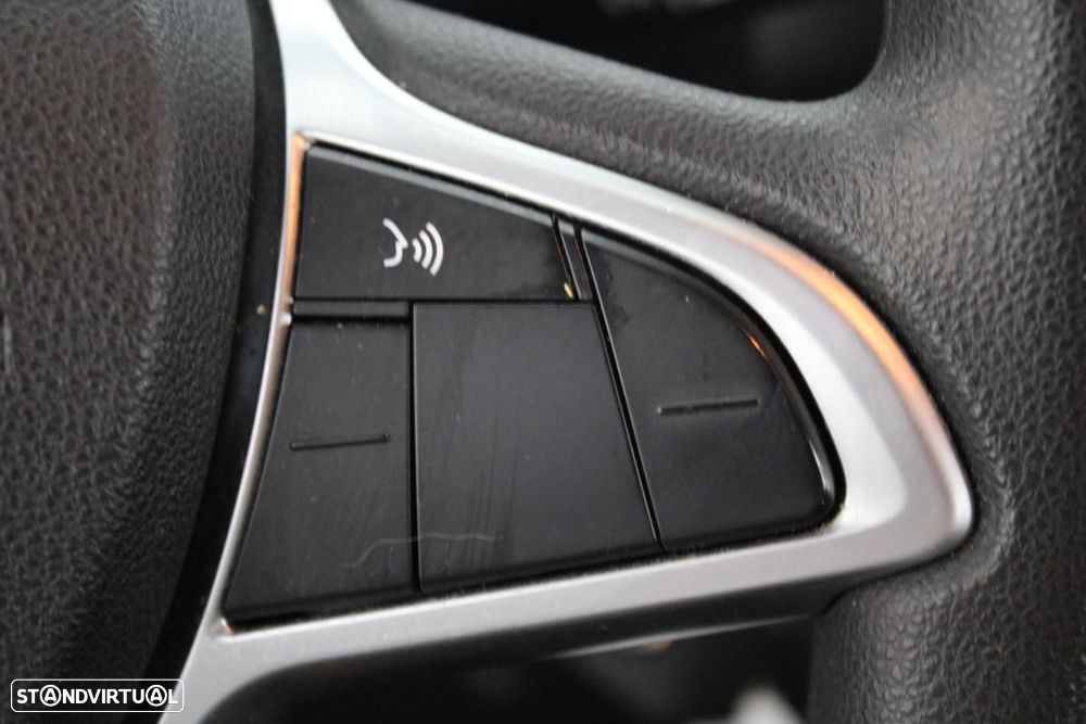 Dacia Spring Comfort Plus - 17