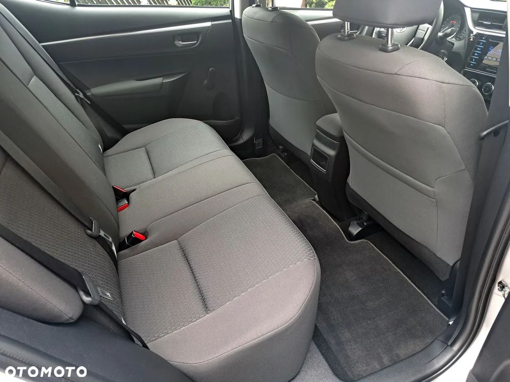 Toyota Corolla 1.6 Active - 8