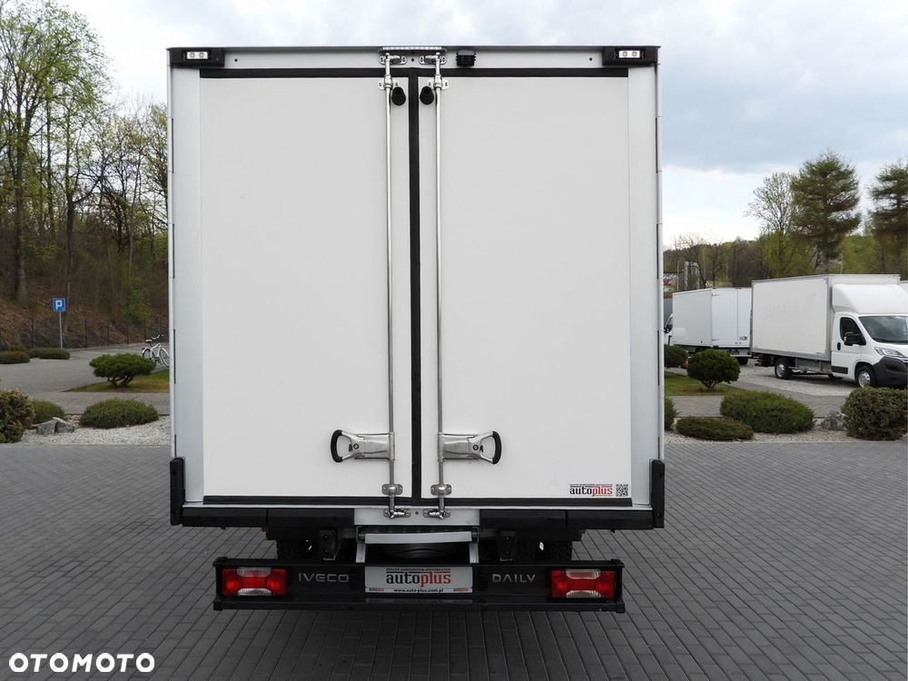 Iveco DAILY 35C16 CHŁODNIA KONTENER -1*C ZASILANIE 230V TEMPOMAT NAWIGACJA BLIŹNIACZE KOŁA KLIMATYZACJA  160KM - 12