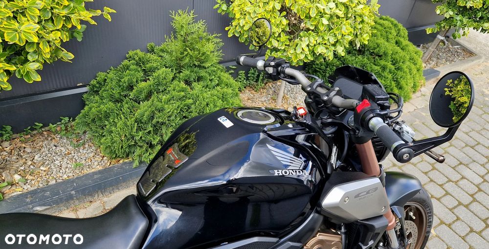 Honda CB - 21