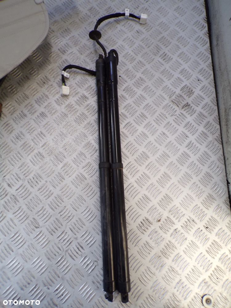 SIŁOWNIK AMORTYZATOR KLAPY BAGAŻNIKA TYŁ NISSAN X TRAIL T32 LIFT - 1