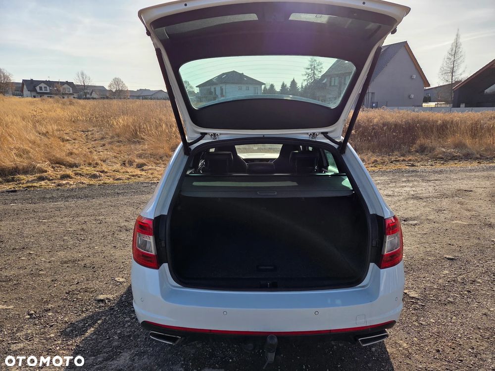 Skoda Octavia 2.0 TDI 4x4 DSG RS - 10