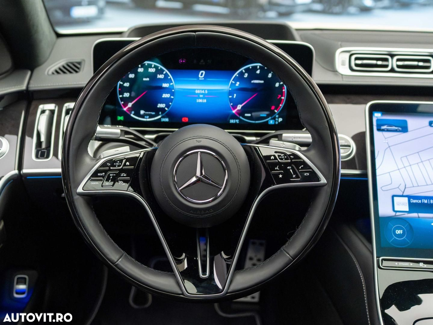 Mercedes-Benz S - 16