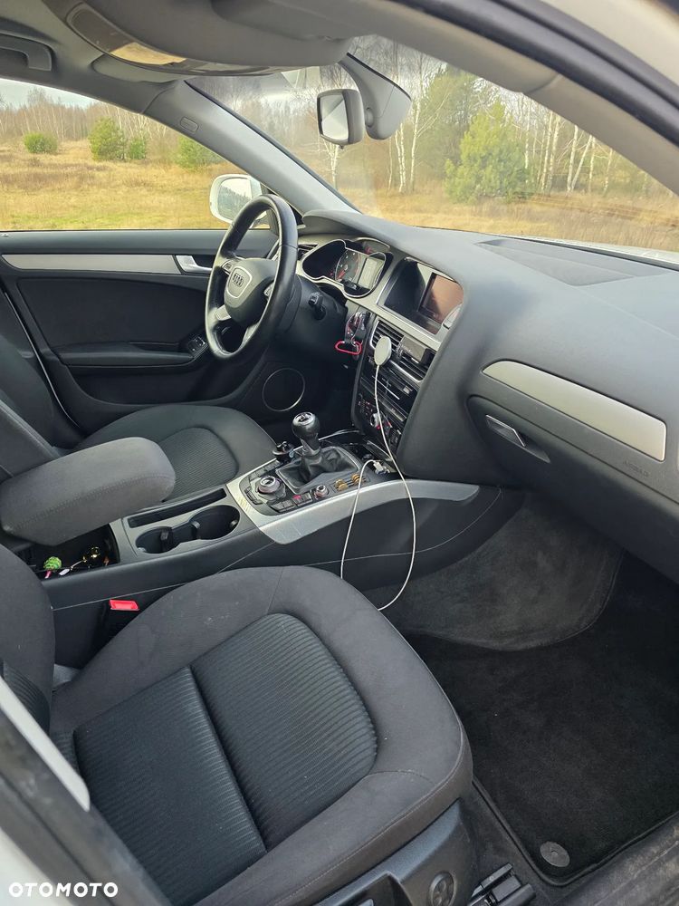 Audi A4 Avant 2.0 TDI - 9