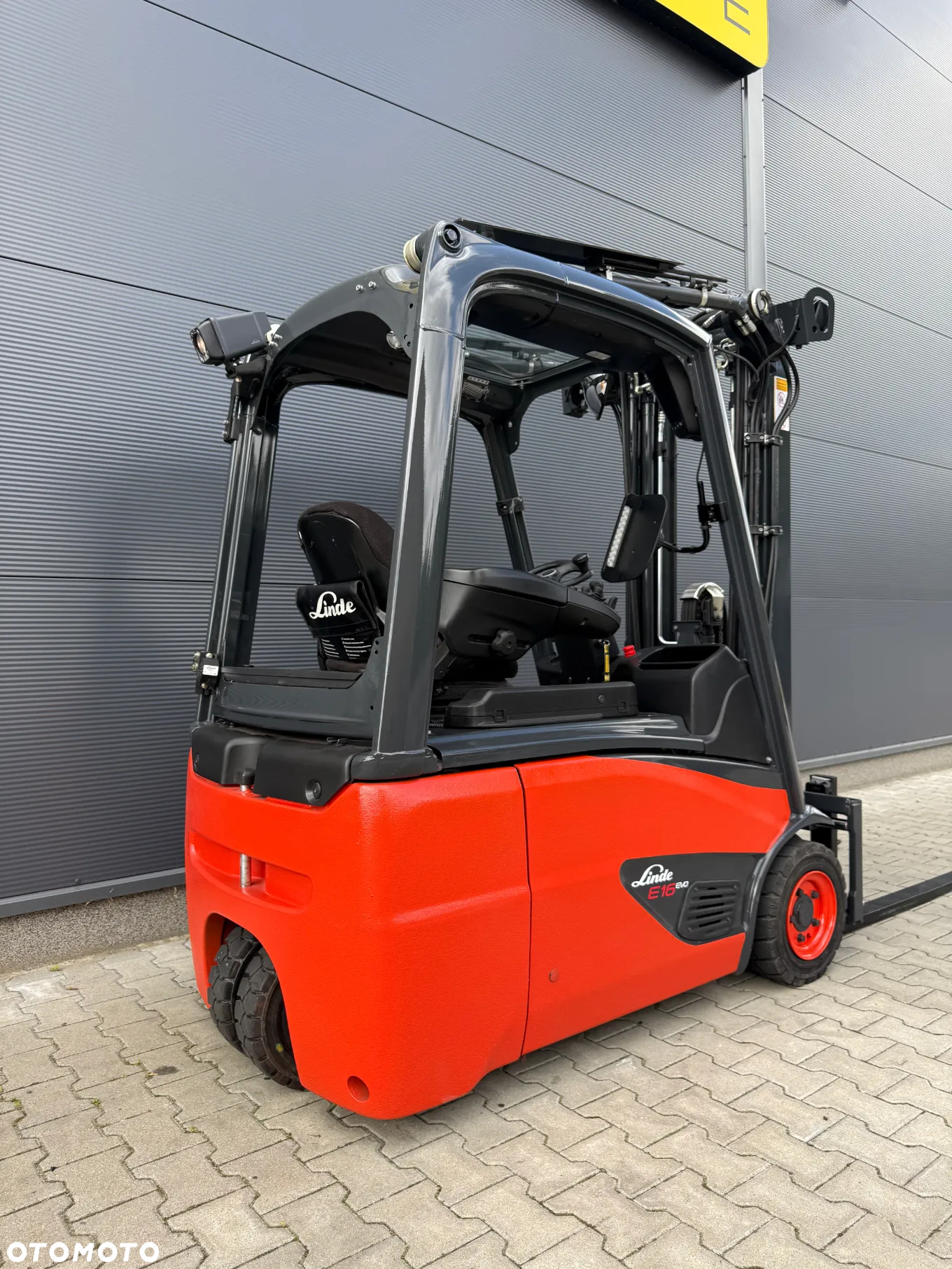 Linde E16-02 - 6