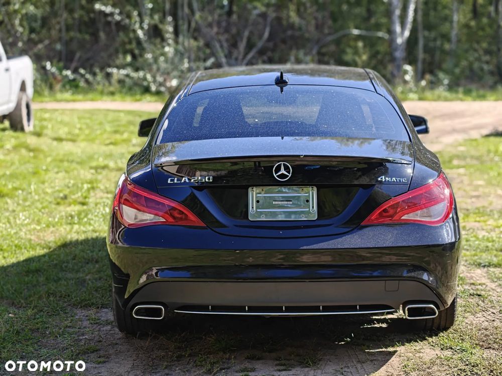 Mercedes-Benz CLA 250 4Matic 7G-DCT Sport - 2