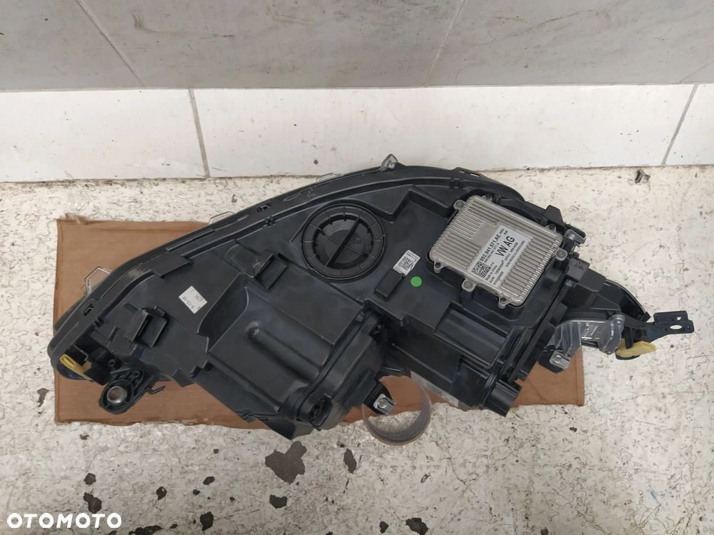 VW GOLF 8 VIII 2020- LAMPA REFLEKTOR PRZÓD PRZEDNI LED IQ LIGHT SREBRNY ŚRODEK LEWA PRZETWORNICA ORYGINAŁ - 7