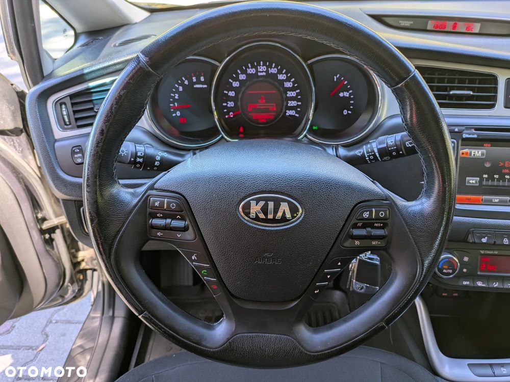 Kia Ceed 1.6 CRDi M - 15