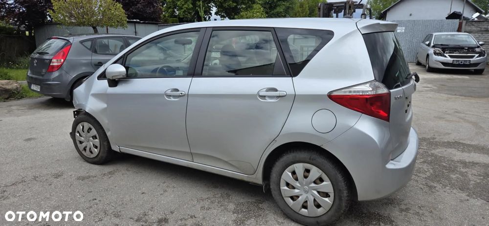 TOYOTA VERSO S 1F7 drzwi prawy tył kompletne - 9