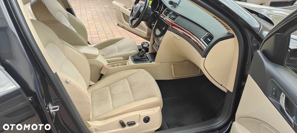 Skoda Superb 3.6 FSI 4x4 Elegance DSG - 28