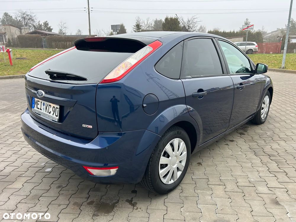 Ford Focus - 13