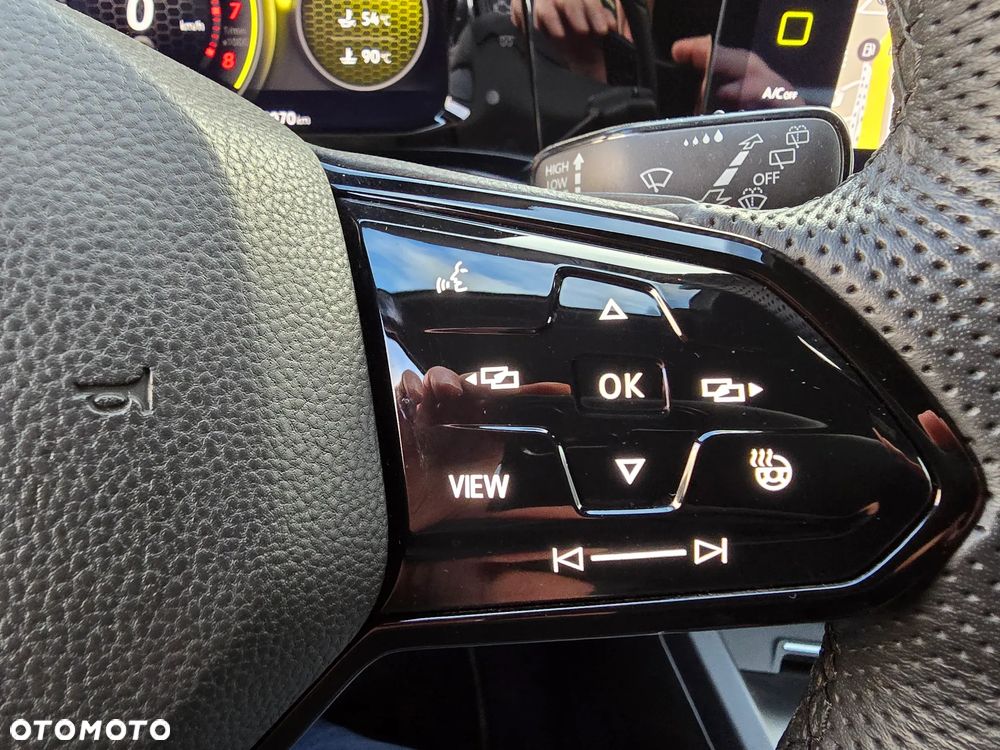 Volkswagen Golf GTI TCR 2.0 TSI OPF DSG - 27