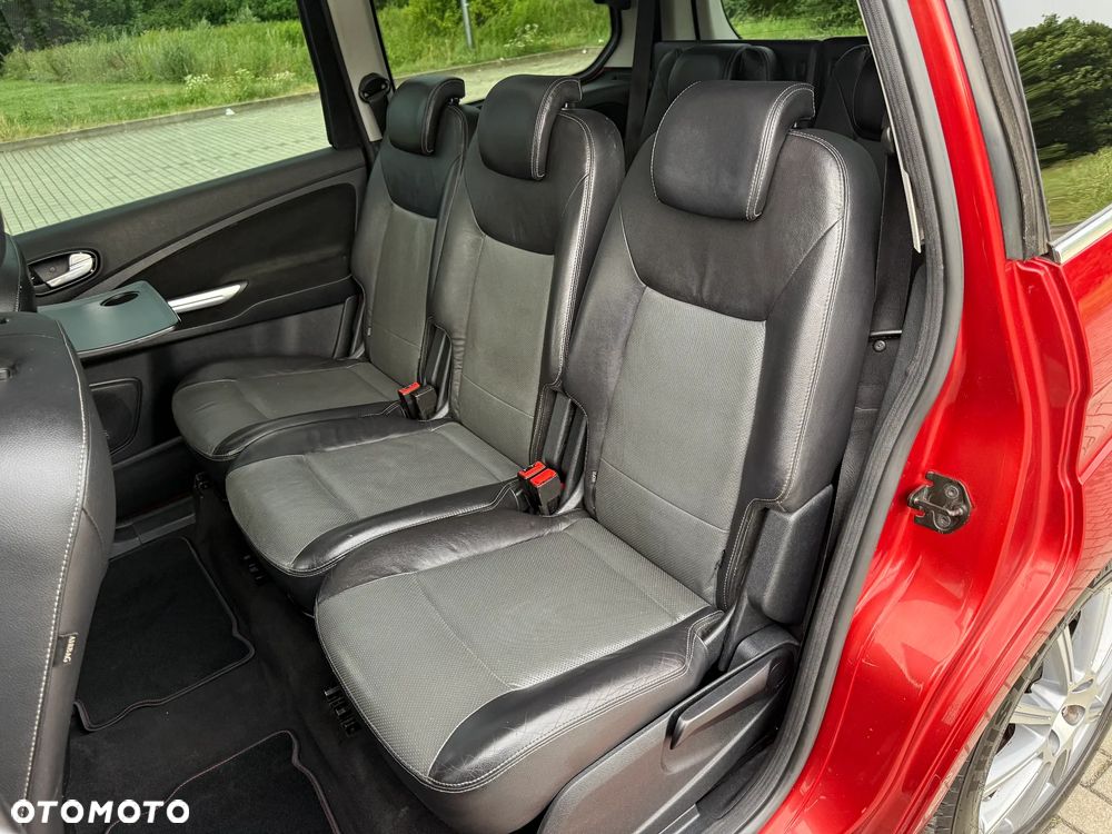 Ford Galaxy 2.0 TDCi Ghia - 12