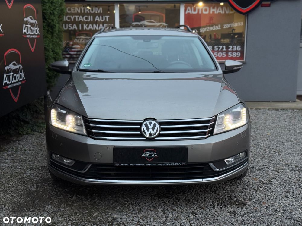 Volkswagen Passat - 4