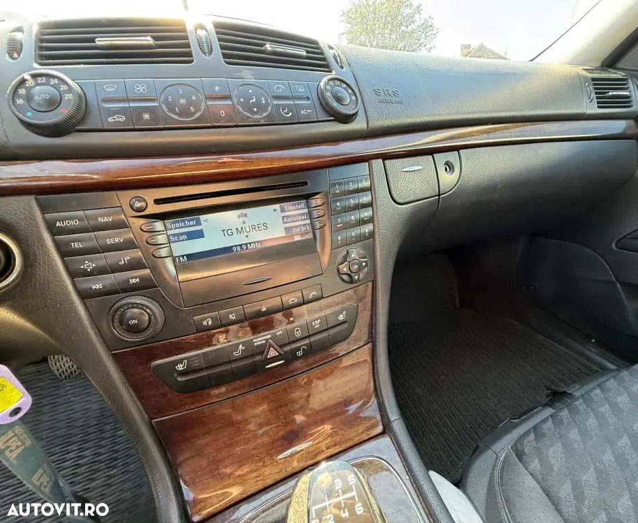 Mercedes-Benz E 270 CDI - 11