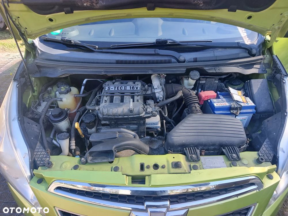 Chevrolet Spark - 12