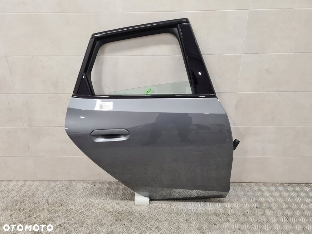 BMW U06 DRZWI PRAWY TYŁ C4W SHADOWLINE - 2