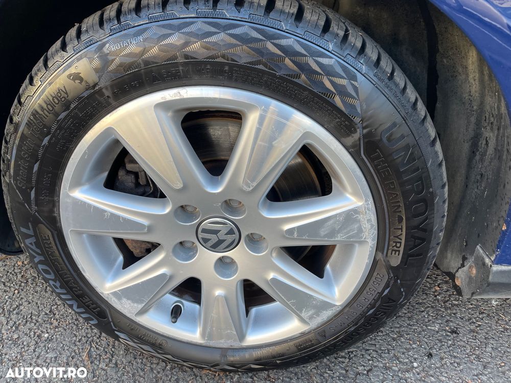 Volkswagen Passat 2.0 TDI DPF Comfortline - 13