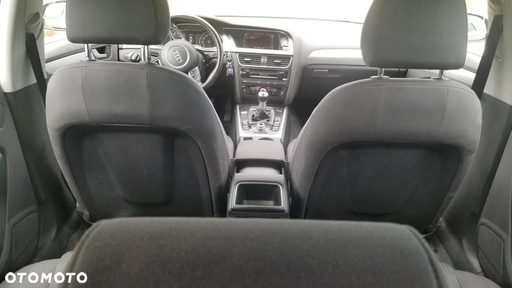 Audi A4 Avant 2.0 TDI DPF quattro S line Sportpaket - 14