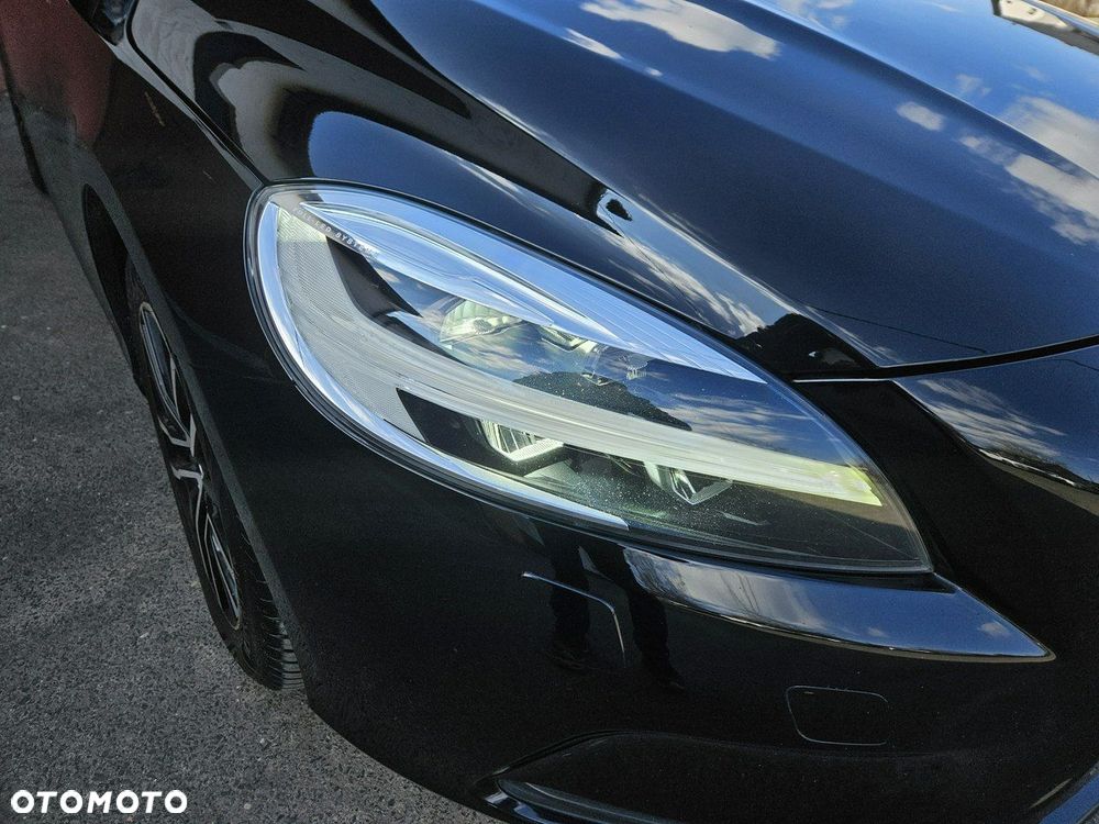 Volvo V40 T2 Drive-E Momentum - 31